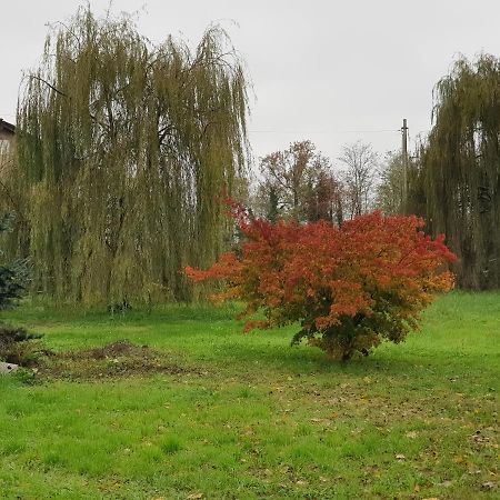 Az.Agr.Cascina Moretta Momo 외부 사진